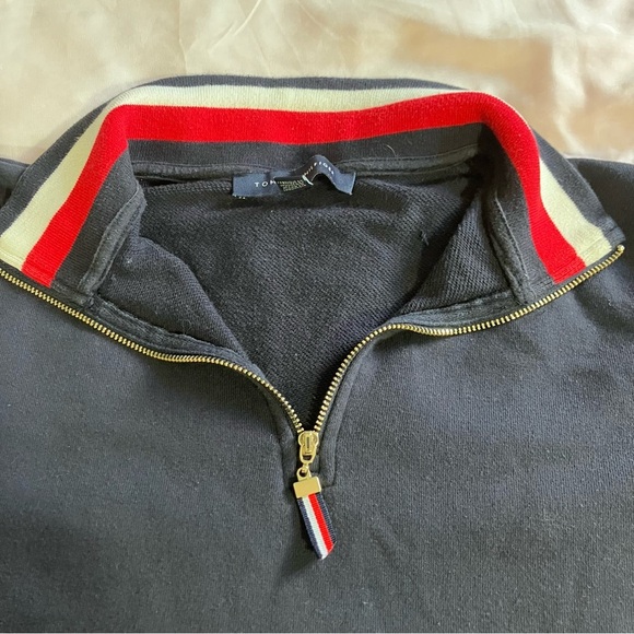 💜2FOR$17 Tommy Hilfiger Quarter-Zip Long Sleeve Shirt - Picture 4 of 11